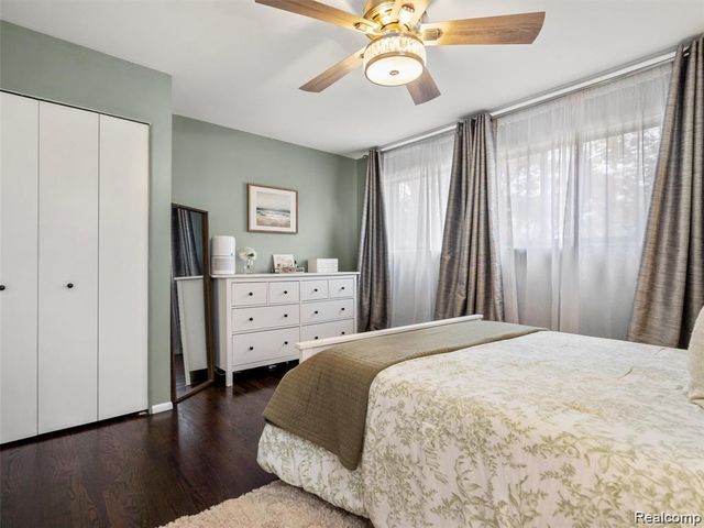 4910 Briarwood Avenue A1, Royal Oak Charter Township, MI 48073