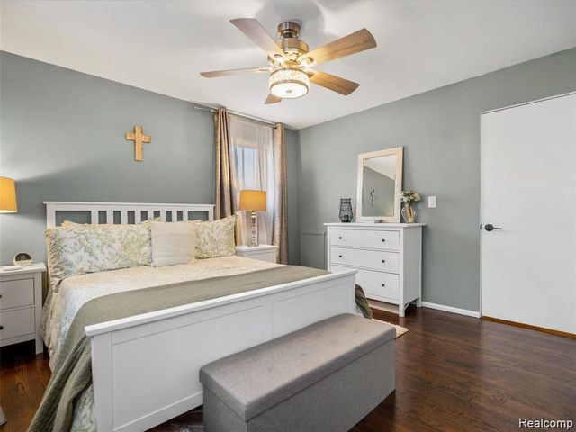 4910 Briarwood Avenue A1, Royal Oak Charter Township, MI 48073