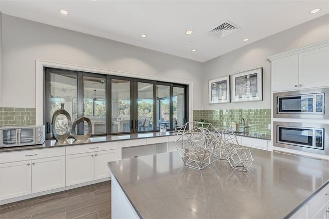 12271 MYRTLE BAY COURT, Sarasota, FL 34238