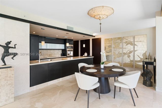 5875 Collins Ave 1902, Miami Beach, FL 33140
