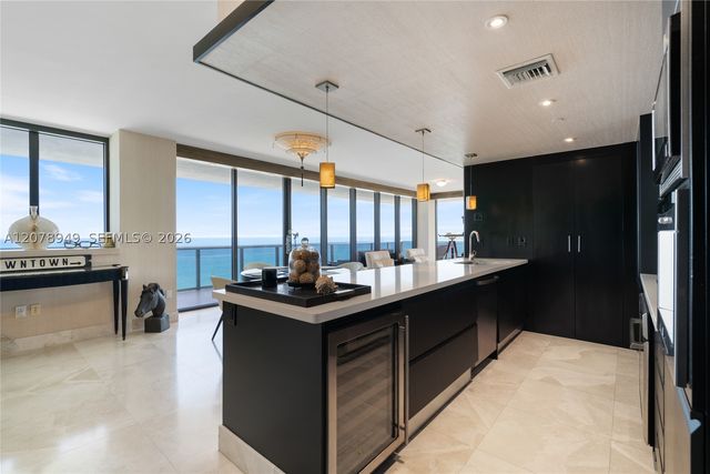 5875 Collins Ave 1902, Miami Beach, FL 33140