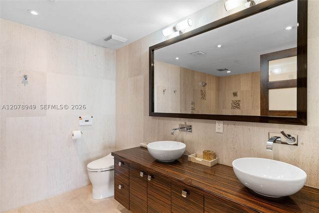 5875 Collins Ave 1902, Miami Beach, FL 33140