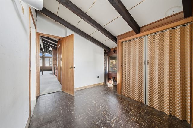 11 Hutchins Cir, Lynnfield, MA 01940