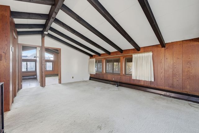 11 Hutchins Cir, Lynnfield, MA 01940