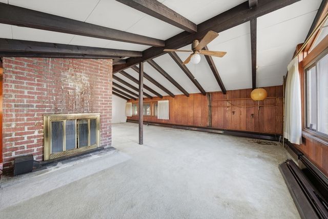 11 Hutchins Cir, Lynnfield, MA 01940