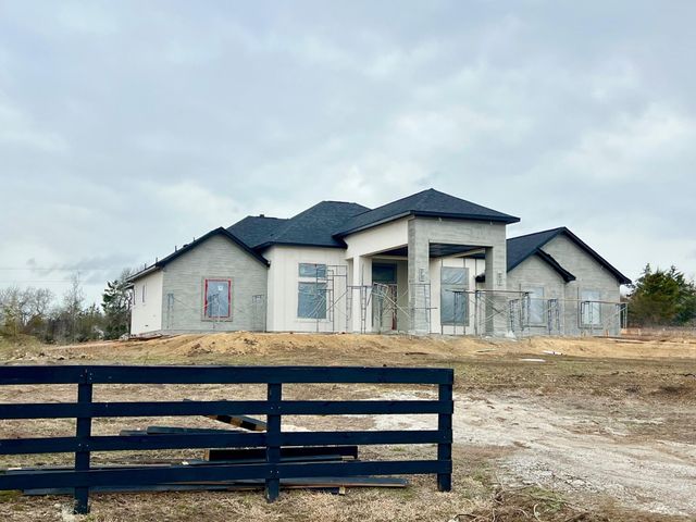 14380 Childress Ranch Dr, Washington, TX 77880