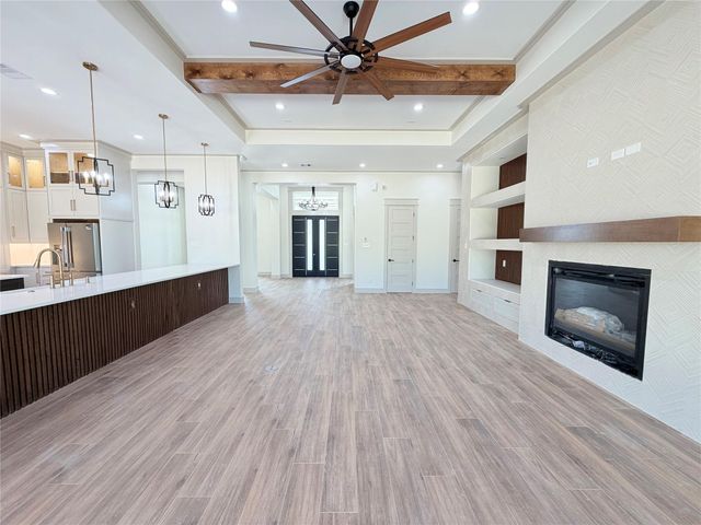 14380 Childress Ranch Dr, Washington, TX 77880
