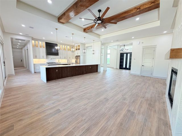 14380 Childress Ranch Dr, Washington, TX 77880
