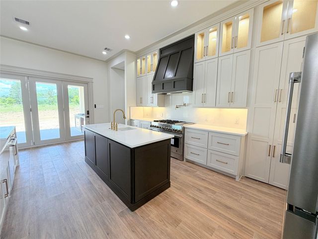 14380 Childress Ranch Dr, Washington, TX 77880