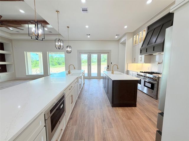 14380 Childress Ranch Dr, Washington, TX 77880