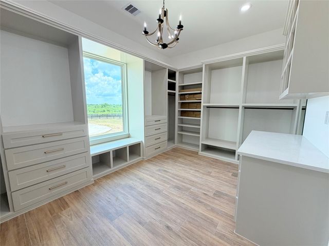 14380 Childress Ranch Dr, Washington, TX 77880