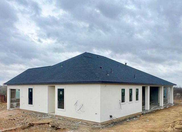 14380 Childress Ranch Dr, Washington, TX 77880