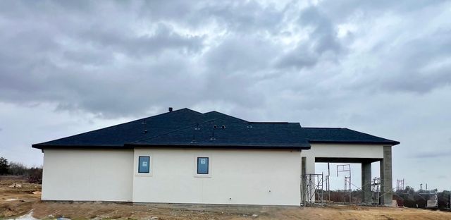 14380 Childress Ranch Dr, Washington, TX 77880