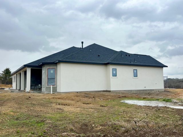 14380 Childress Ranch Dr, Washington, TX 77880