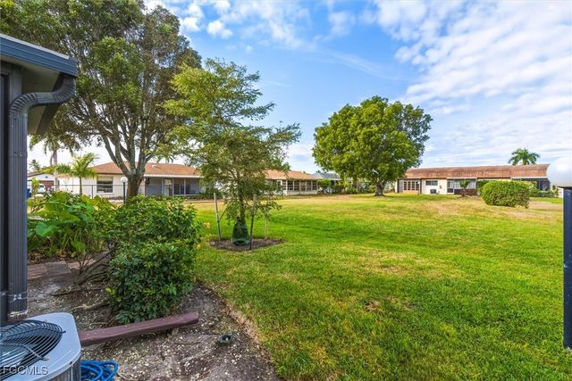 9339 Lennex LN, Fort Myers, FL 33919