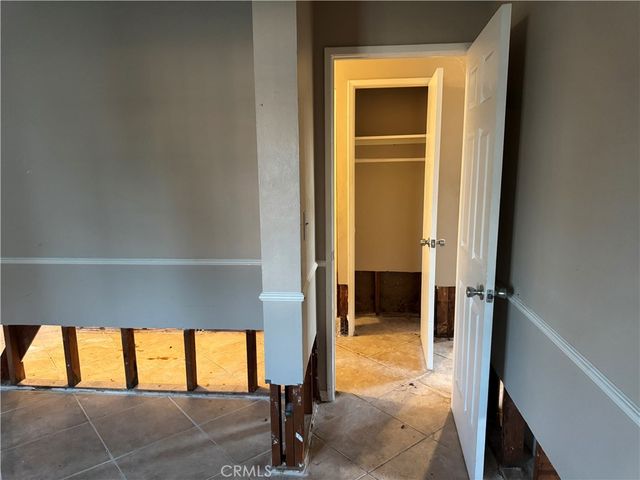 3186 E Radcliffe Avenue, Anaheim, CA 92806