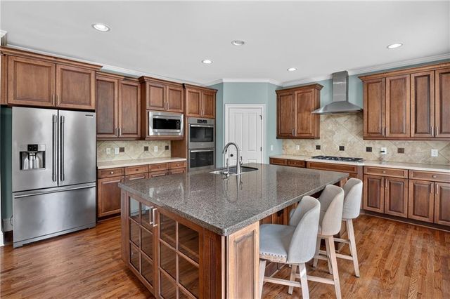 315 Peninsula Point, Canton, GA 30115