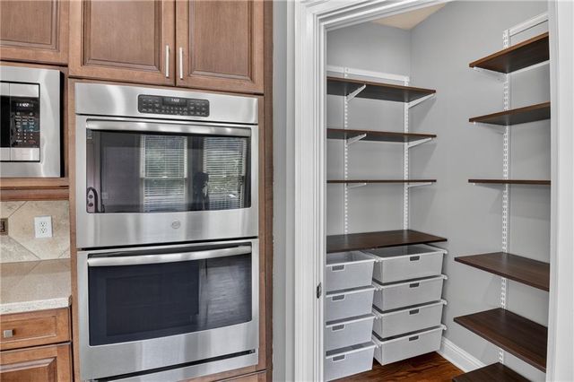 315 Peninsula Point, Canton, GA 30115
