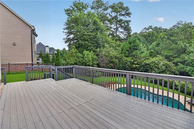 315 Peninsula Point, Canton, GA 30115