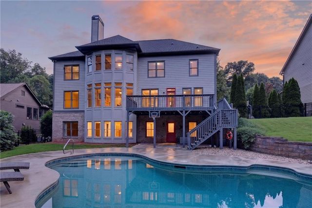 315 Peninsula Point, Canton, GA 30115