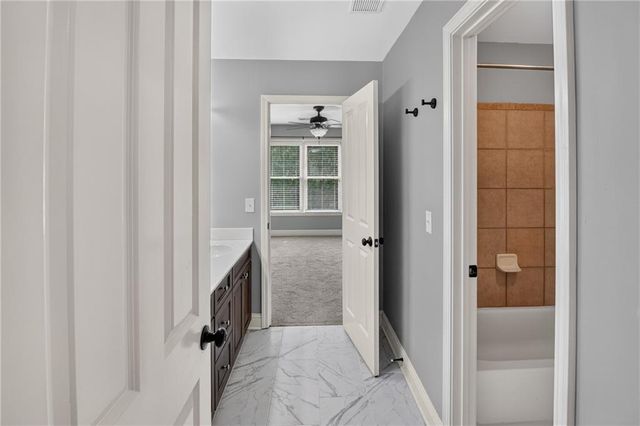 315 Peninsula Point, Canton, GA 30115