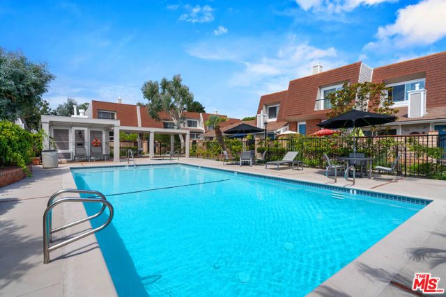 13072 Maxella Avenue 2, Marina Del Rey, CA 90292