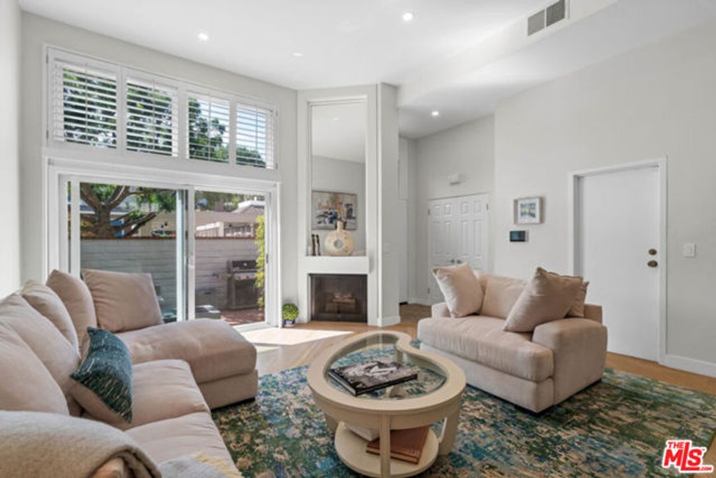 13072 Maxella Avenue 2, Marina Del Rey, CA 90292