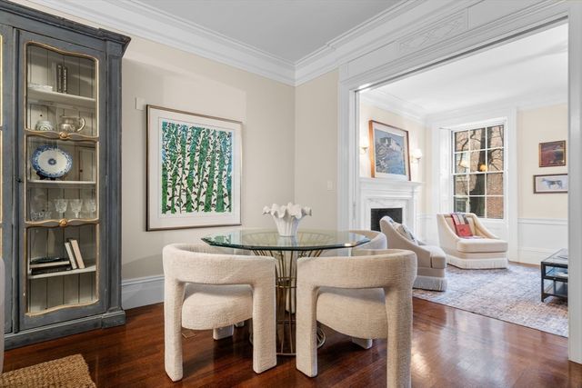15 W Cedar St, Boston, MA 02108