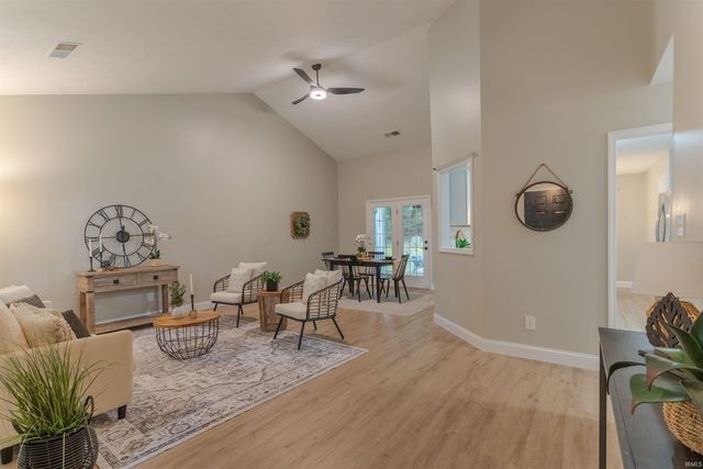 238 S Balthazar Drive, Santa Claus, IN 47579