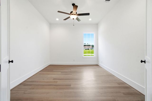 24933 Hopeview Way, Montgomery, TX 77356