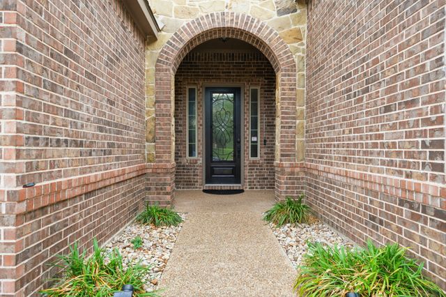 17031 Stonebriar Road, Woodway, TX 76712