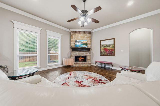 17031 Stonebriar Road, Woodway, TX 76712
