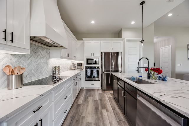 1821 E Campus Road, Palmer, TX 75152
