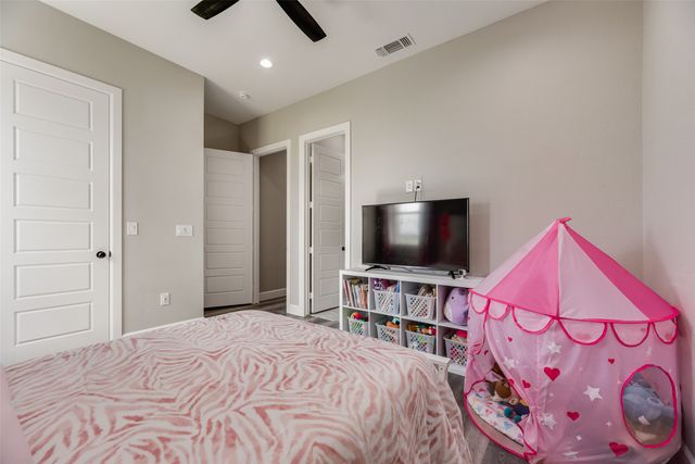 1821 E Campus Road, Palmer, TX 75152