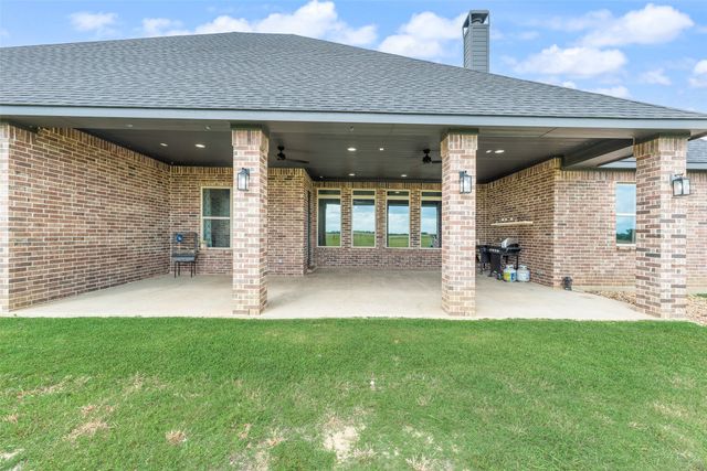 1821 E Campus Road, Palmer, TX 75152