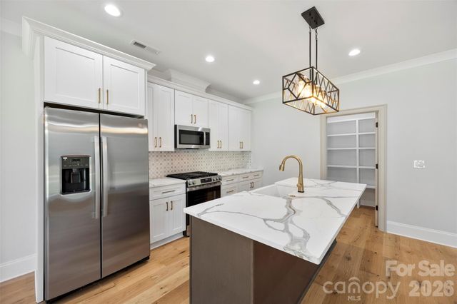 1331 Condon Street, Charlotte, NC 28216