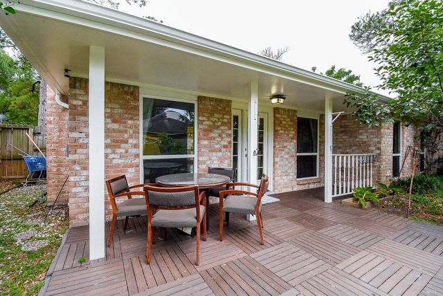 14206 Ella Lee Lane, Houston, TX 77077