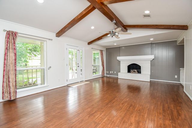 14206 Ella Lee Lane, Houston, TX 77077