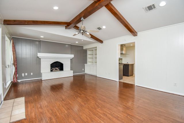 14206 Ella Lee Lane, Houston, TX 77077