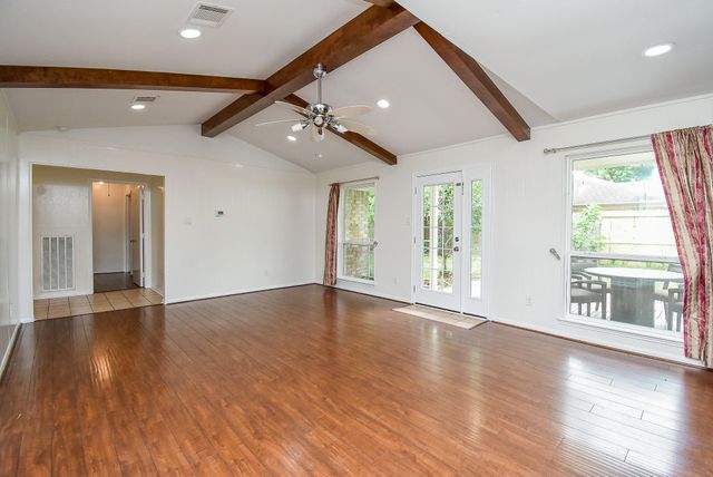 14206 Ella Lee Lane, Houston, TX 77077