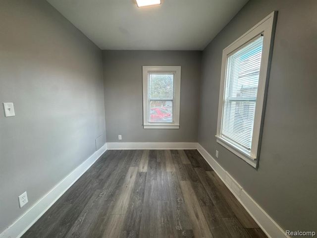 1781 Lafayette Boulevard, Lincoln Park, MI 48146