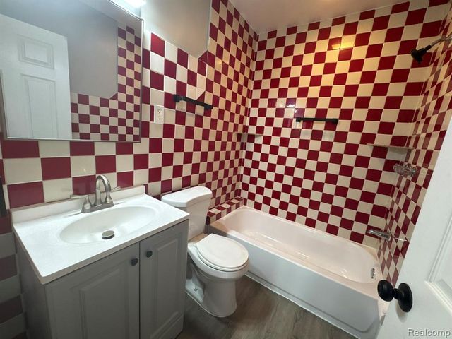 1781 Lafayette Boulevard, Lincoln Park, MI 48146