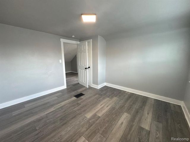 1781 Lafayette Boulevard, Lincoln Park, MI 48146