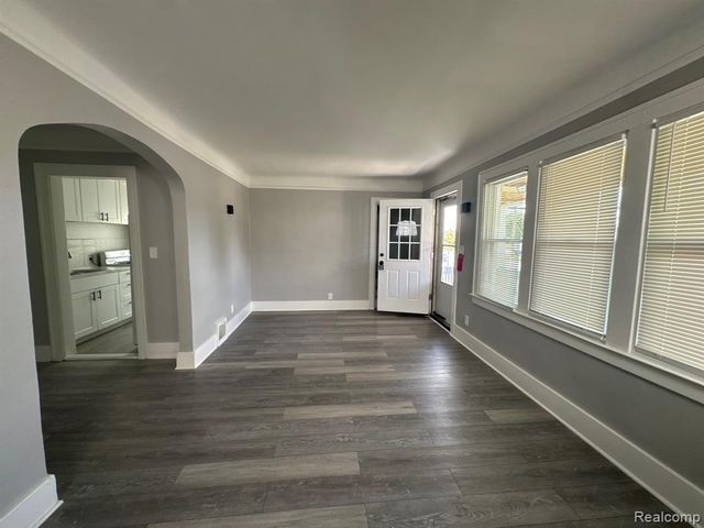 1781 Lafayette Boulevard, Lincoln Park, MI 48146