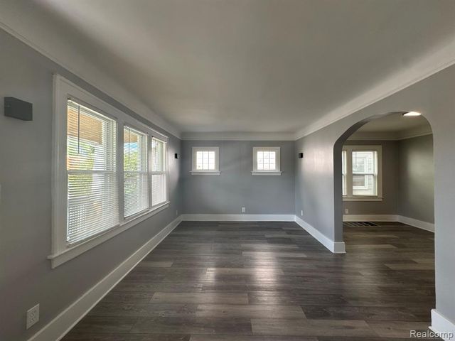 1781 Lafayette Boulevard, Lincoln Park, MI 48146