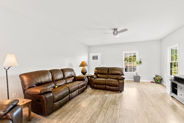 1010 Jacobs Valley Rd, Joelton, TN 37080