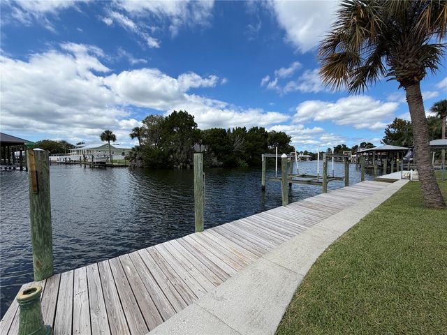 1610 NW 20TH AVENUE, Crystal River, FL 34428