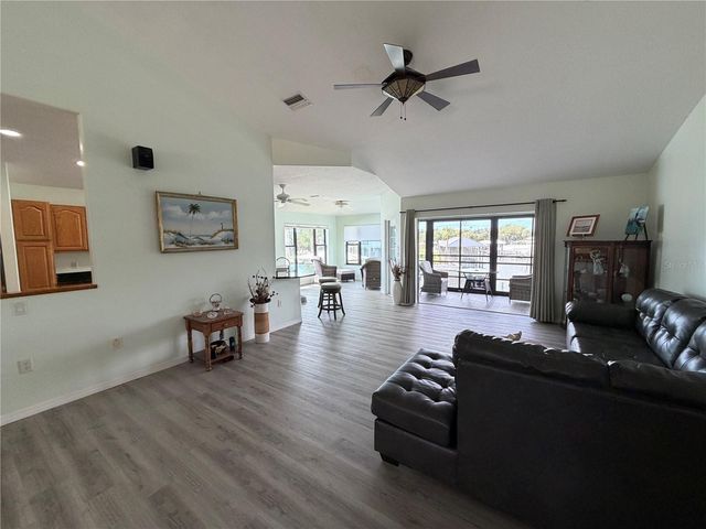 1610 NW 20TH AVENUE, Crystal River, FL 34428