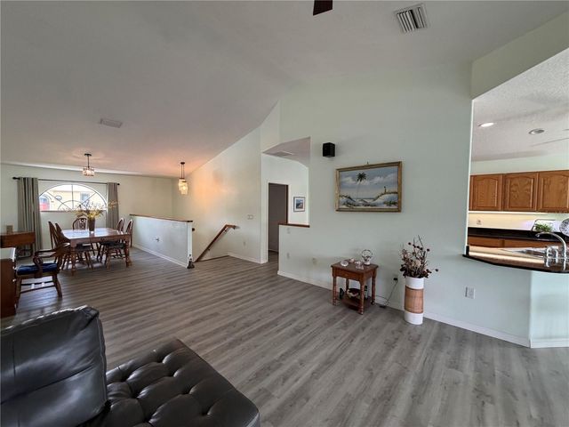 1610 NW 20TH AVENUE, Crystal River, FL 34428