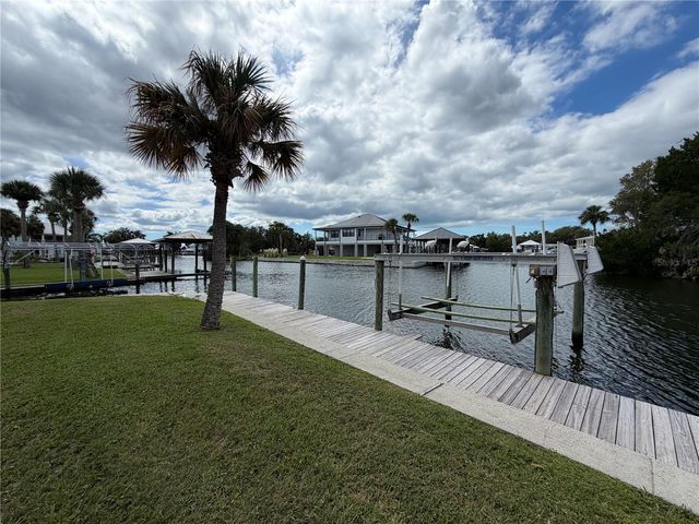 1610 NW 20TH AVENUE, Crystal River, FL 34428